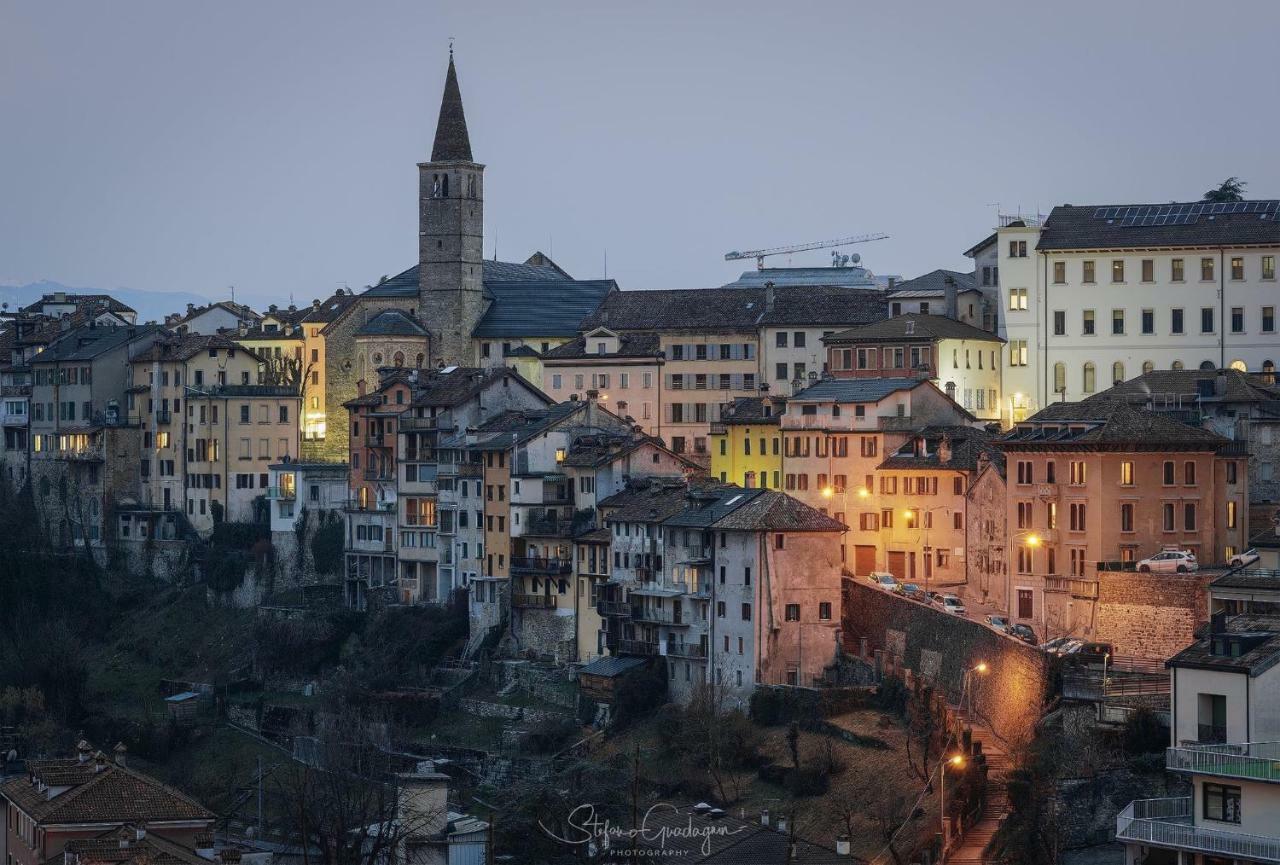 “Oltre Il Confine” Lägenhet Belluno Exteriör bild